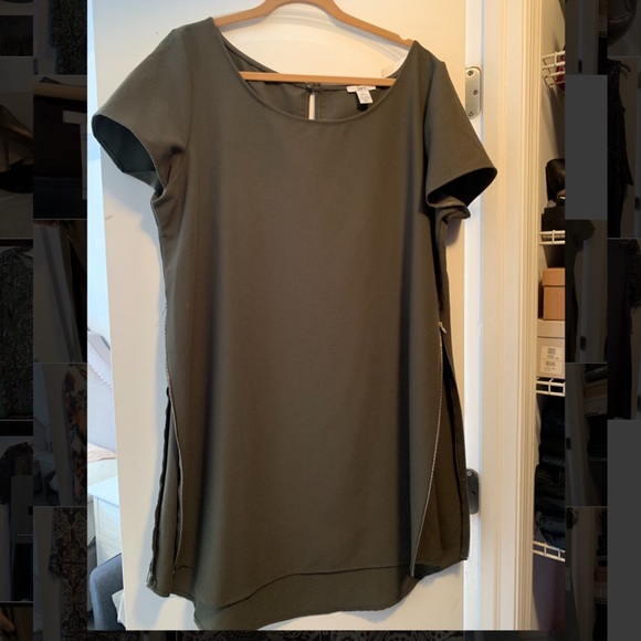 Green dress with side zippers - Picture 1 of 4